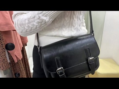 ❤️ masturbation ສາທາລະນະຂອງ bitch ຫນຸ່ມ FeralBerry ກັບ dildo ໃນຫ້ອງ fitting ໄດ້ ☑ ໜັງໂປ້ ທີ່ lo.porngifmag.ru ❌️